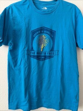 The North Face Men’s Teal Blue Graphic Short-Sleeve Tee